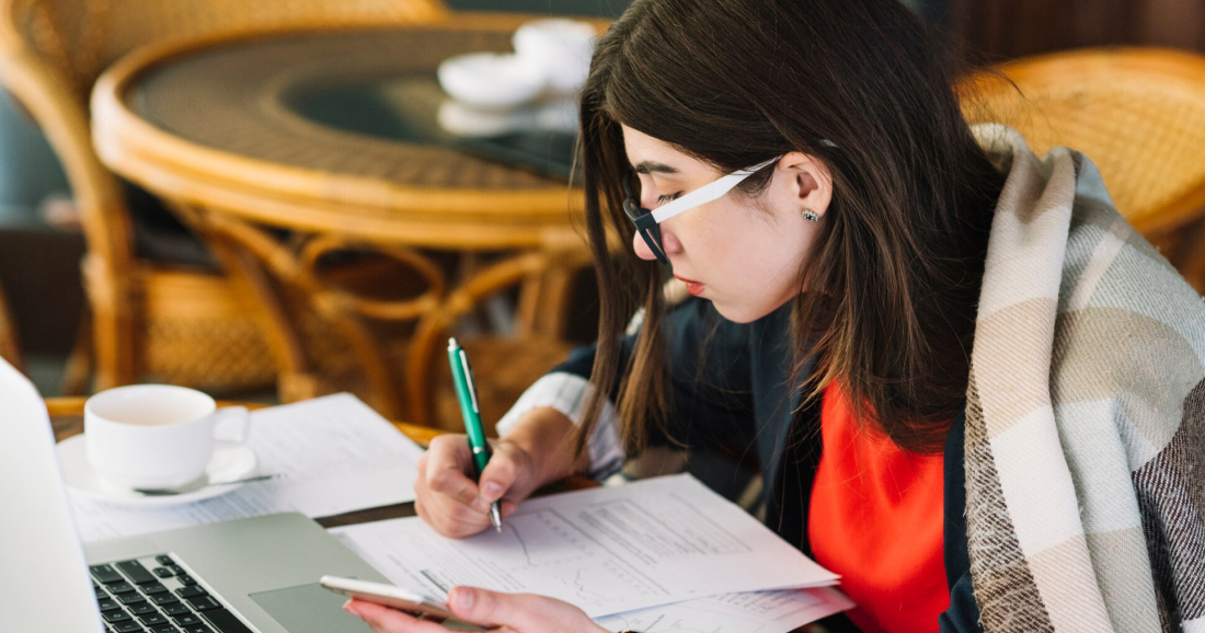 How Online Essay Help Can Improve the Clarity and Readability